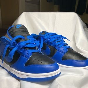 Cobalt blue Nike sb dunks low in men's 11.5